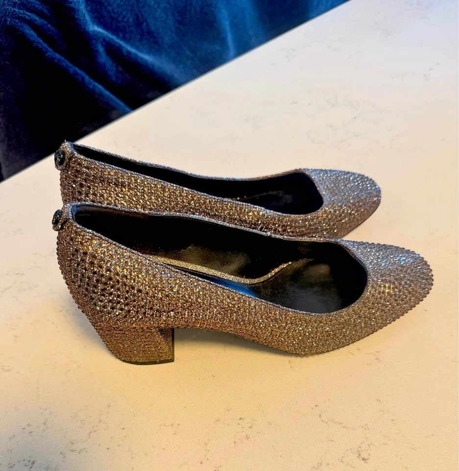 MK Michael Kors Bronze Studded Pumps / Bellies Size 8