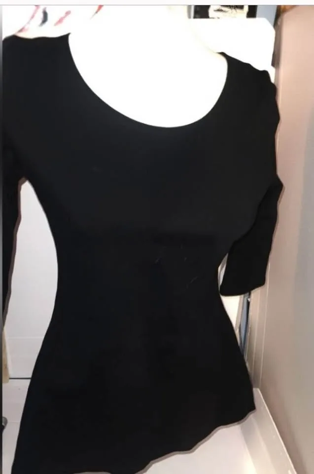 Avenir Designs Made In Canada Tuxedo Tunic Top Size M image indicator(2)
