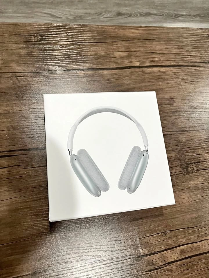 Brand New Apple AirPods Max – Sealed / Unopened