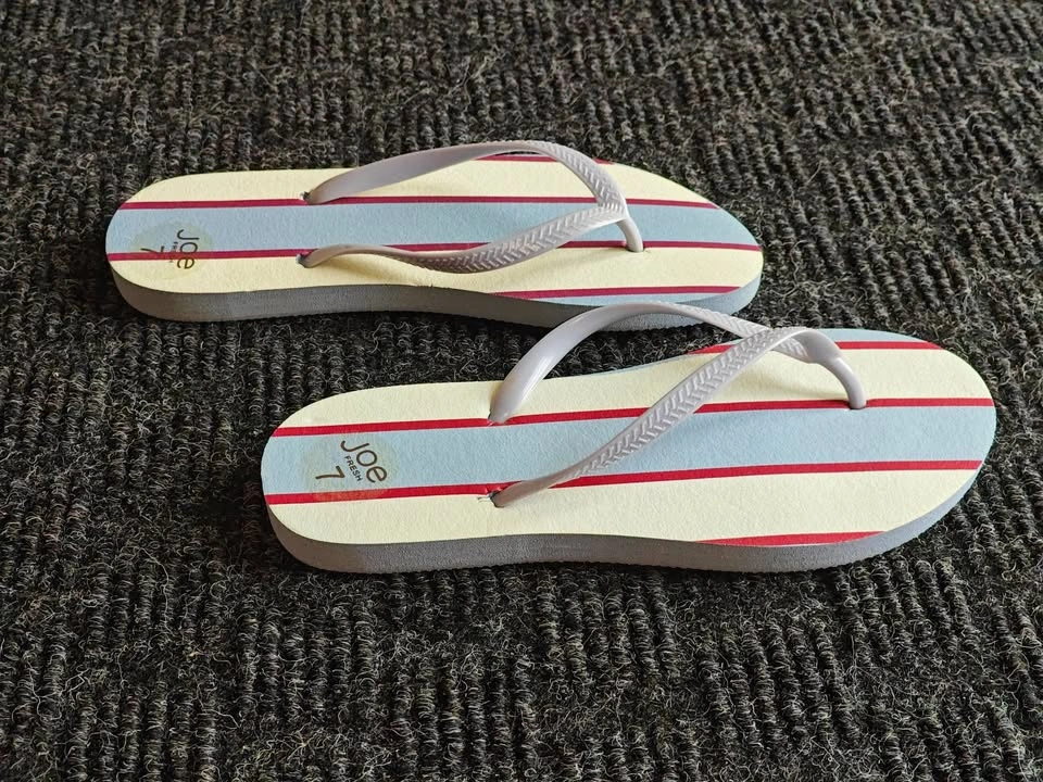 Joe Fresh Women Flip Flops Sandals / Slippers - Size 7 - photo 5