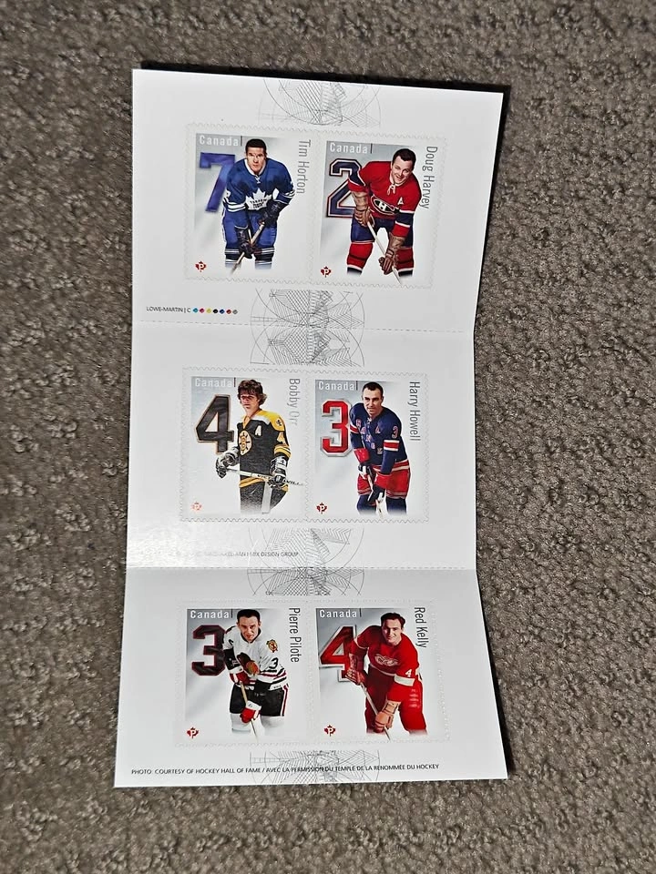 Stamp Booklet - Six NHL Hockey Legendary Defencemen Stamps