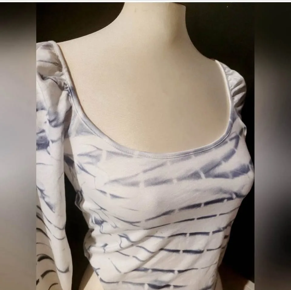 Na-KD Fitted Long Sleeve Crop Blouse Size M image indicator(2)