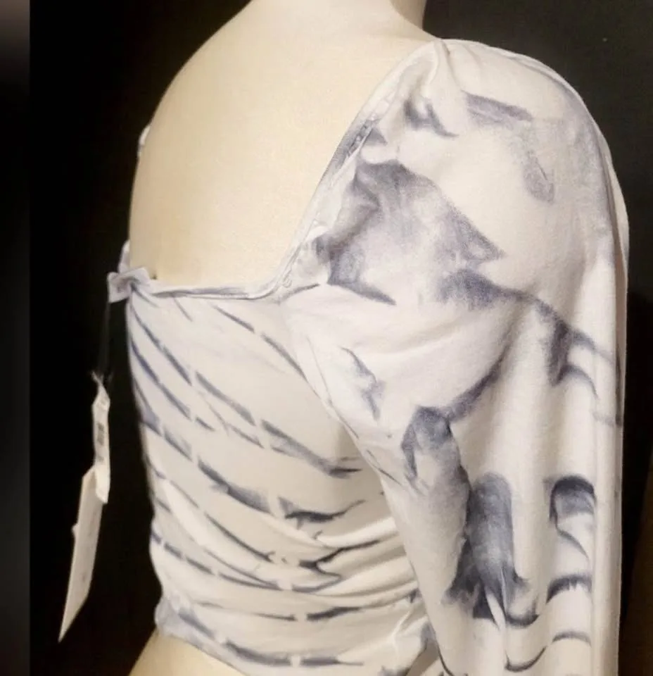 Na-KD Fitted Long Sleeve Crop Blouse Size M image indicator(3)