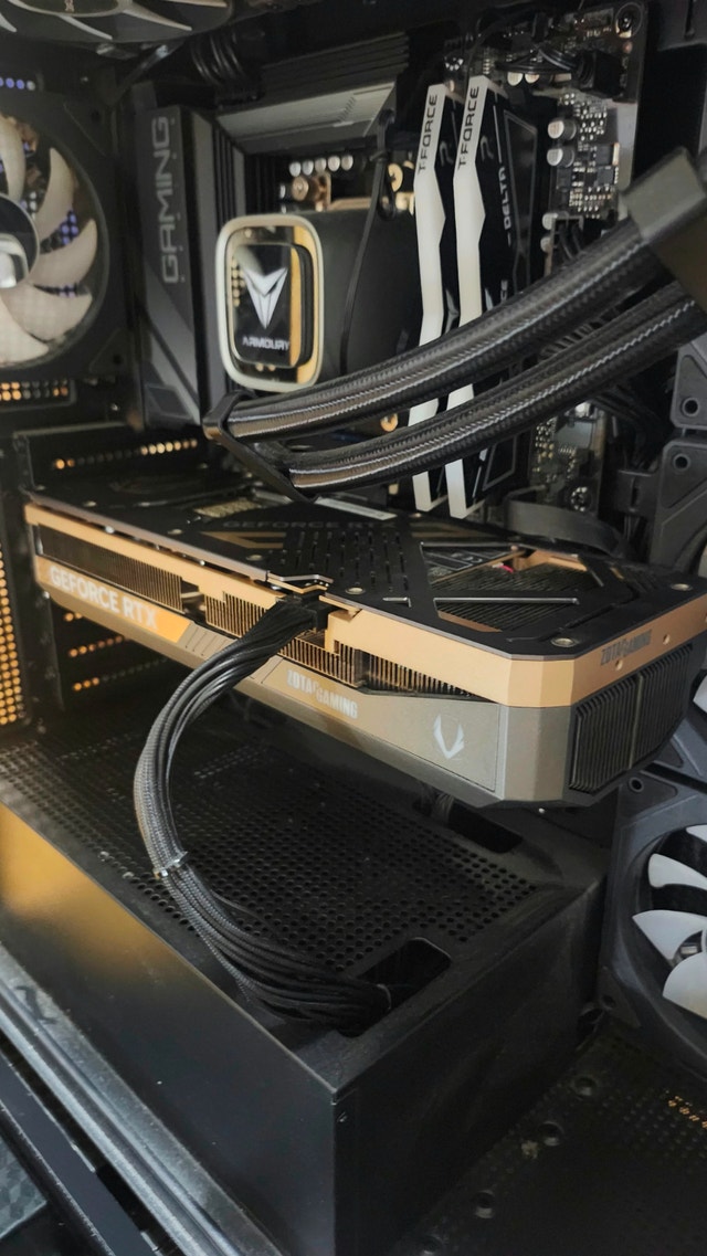 ZOTAC Gaming RTX 5080 Solid CORE OC 16GB GDDR7 Graphic Card - photo 2