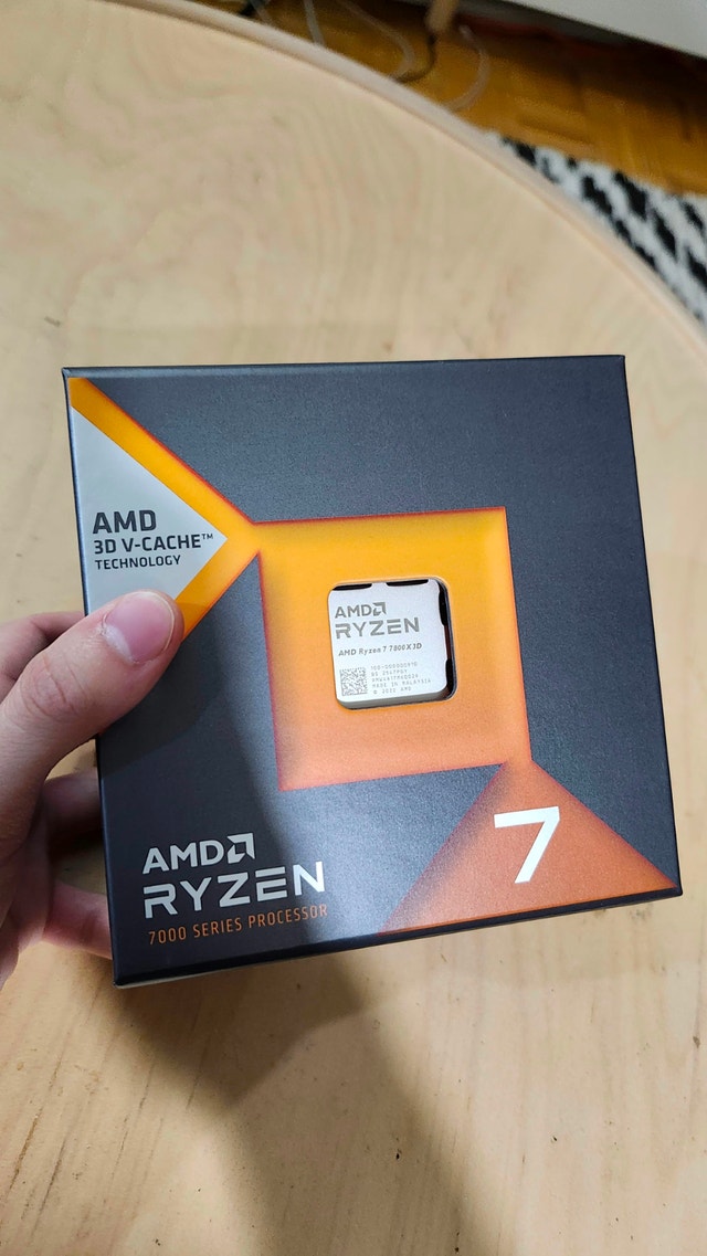 AMD Ryzen 7 7800X3D Gaming CPU - photo 2