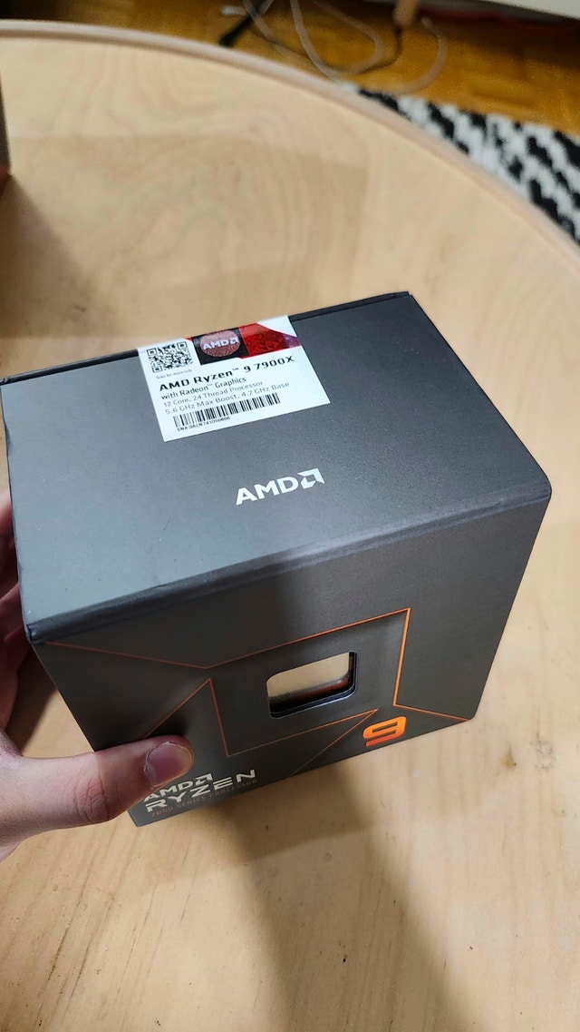 AMD Ryzen 7 7800X3D Gaming CPU - photo 3