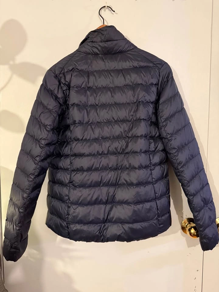 Uniqlo Ultra Light Down Jacket-Size M - photo 2