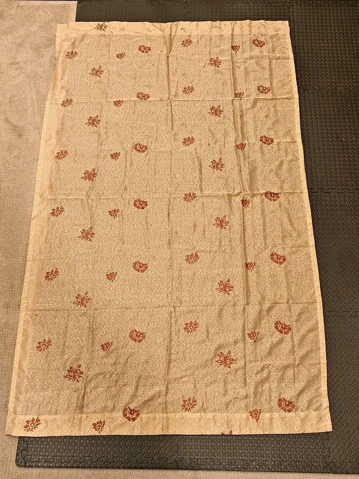 Kitchen Dining Table - Gold Floral Tablecloth – 84" x 52"