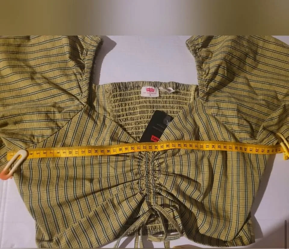 Levi's Devin Ruched Crop Blouse image indicator(5)