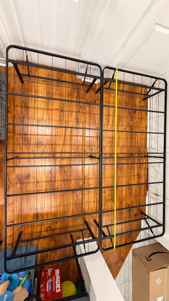 2 Metal Folding Platform Bed Frame & 2 wooden supporting pads - photo 2