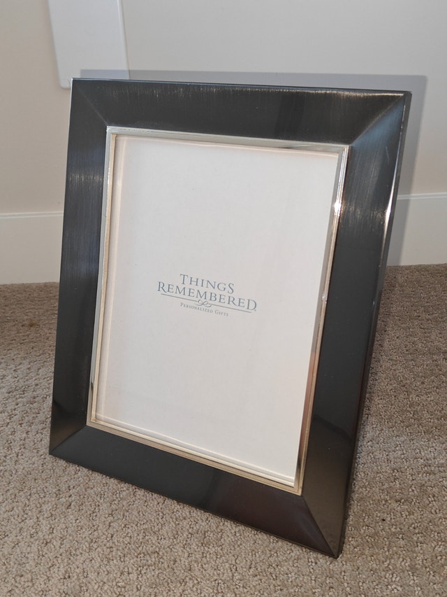Things Remembered Metal 8x10 Picture Photo Frame