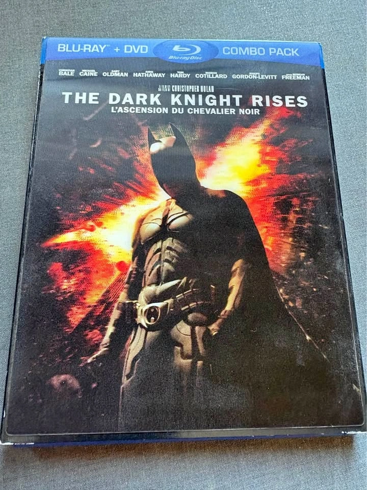 The dark knight rises bluray + dvd