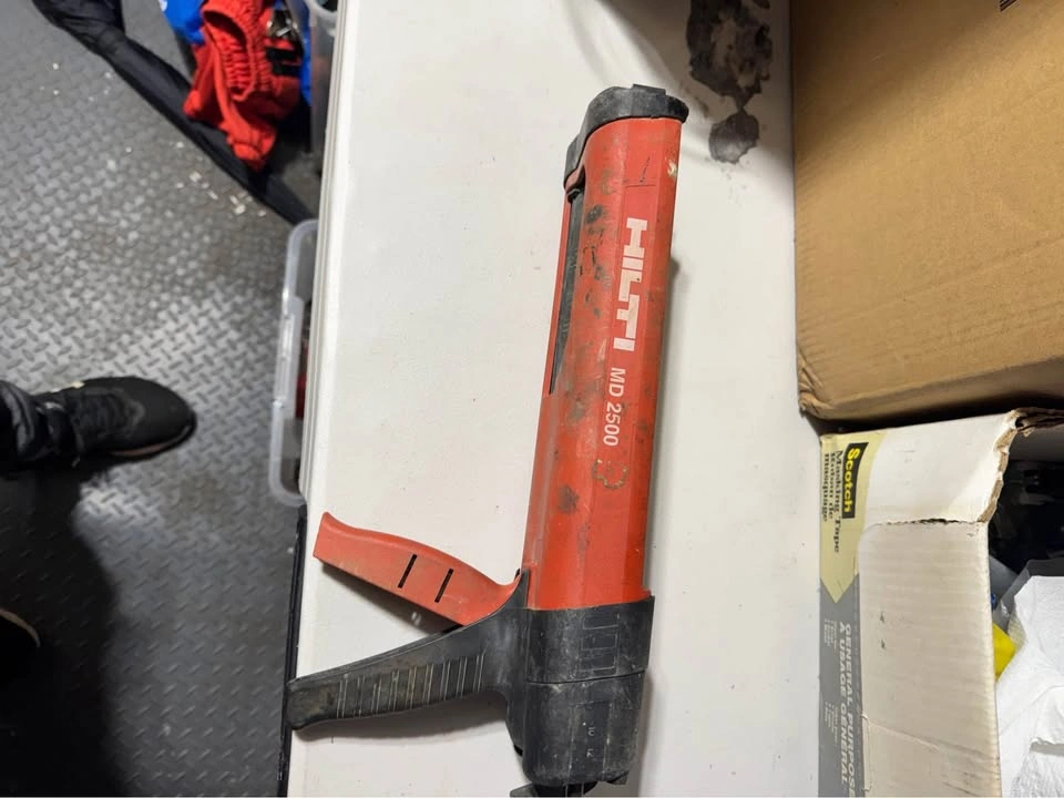 Hilti HD2500 Epoxy dispenser - photo 3