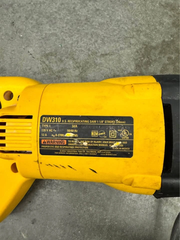 Dewalt Heavy Duty reciprocating saw - photo 3