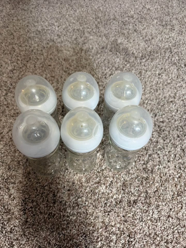 6 Glass Avent Baby Bottles - photo 2