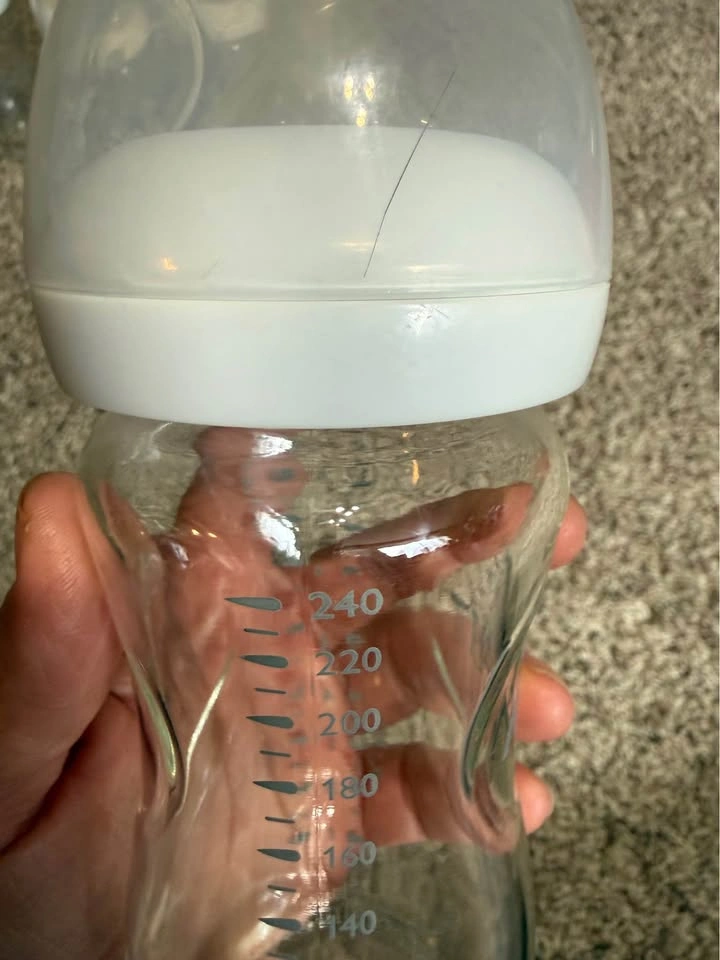 6 Glass Avent Baby Bottles - photo 4