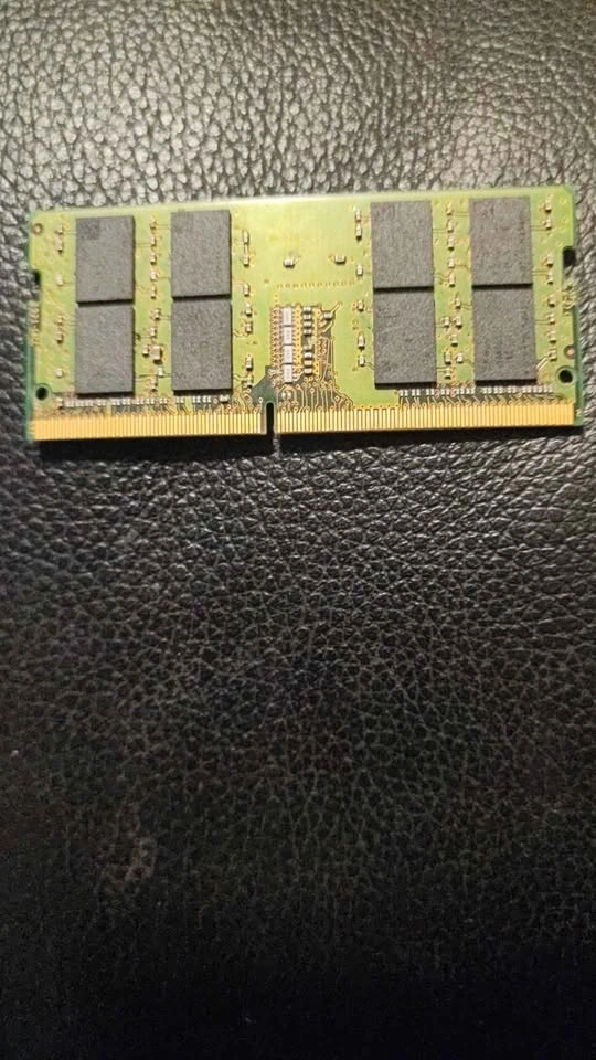 SK hynix 16GB DDR4 2666MHz SODIMM Laptop RAM - photo 2