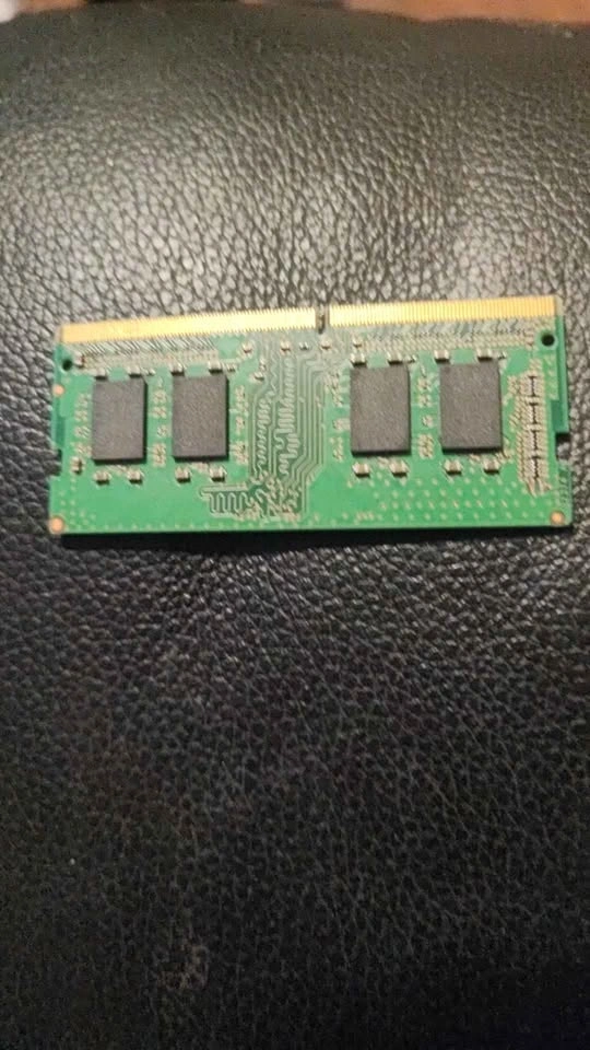 Micron 8GB DDR4 2666MHz Laptop RAM - photo 2