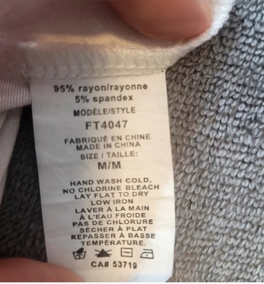 Cielo Blu Elegant Cream Lace Trim Women's Top Size M image indicator(5)