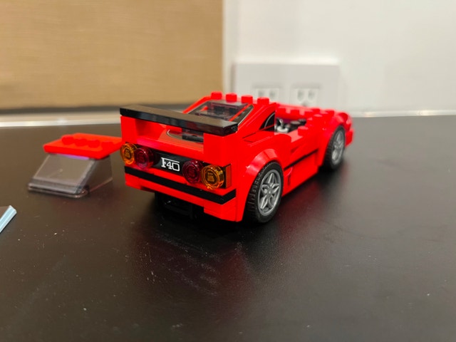 Lego Retired Ferrari F40 Competizione 75890 - photo 3