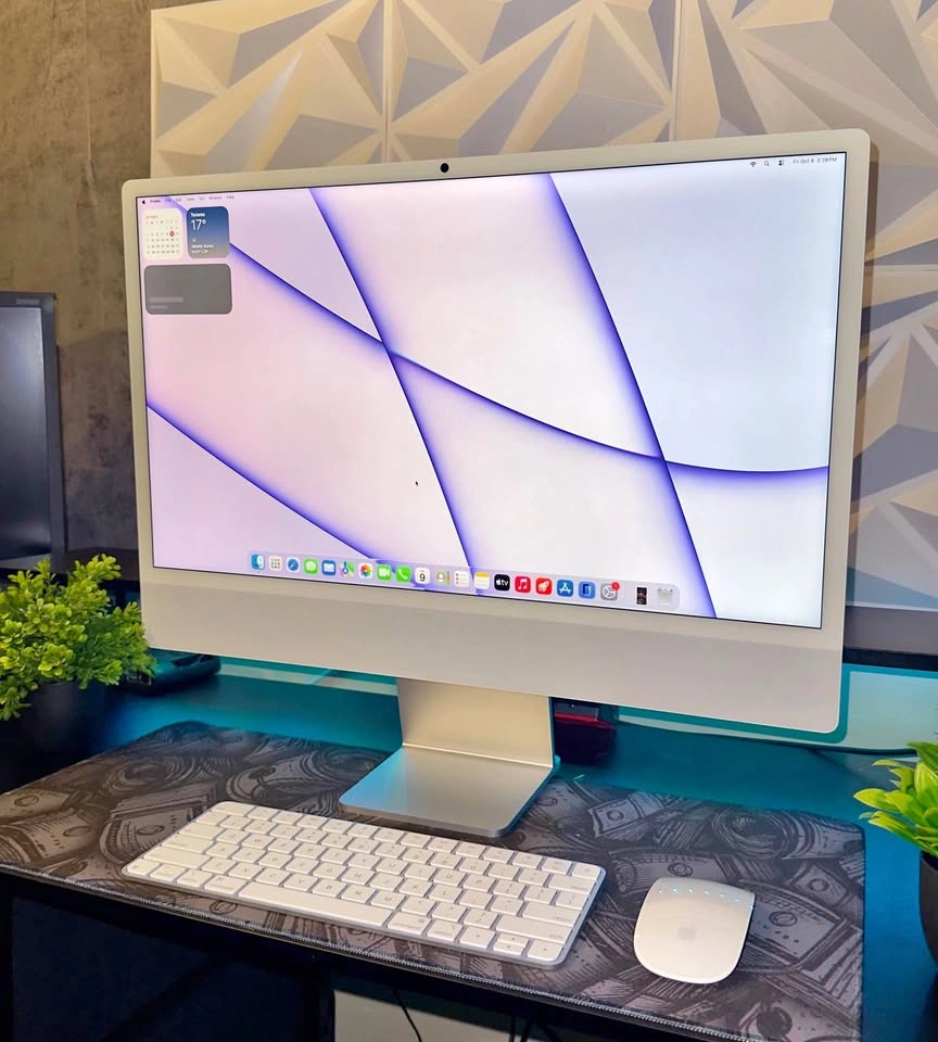 iMac M4 - Brand New Condition