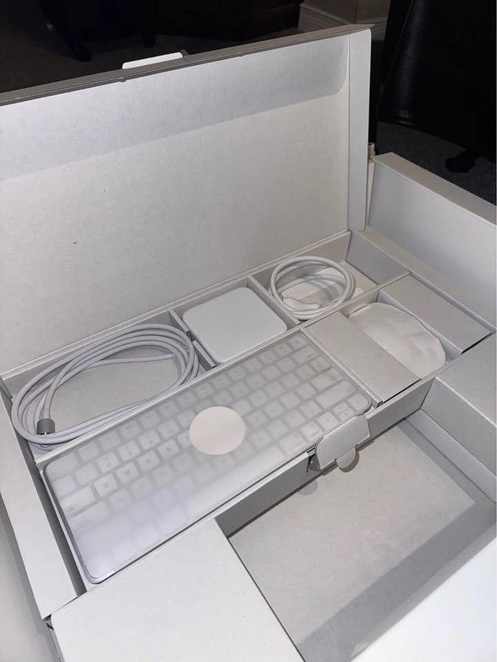 iMac M4 - Brand New Condition - photo 5
