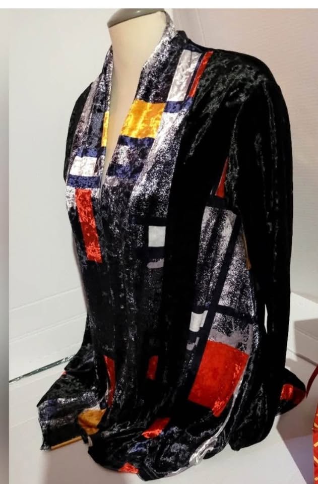 Miss Nikky Color Pattern Soft Velvet Jacket Size M - photo 3