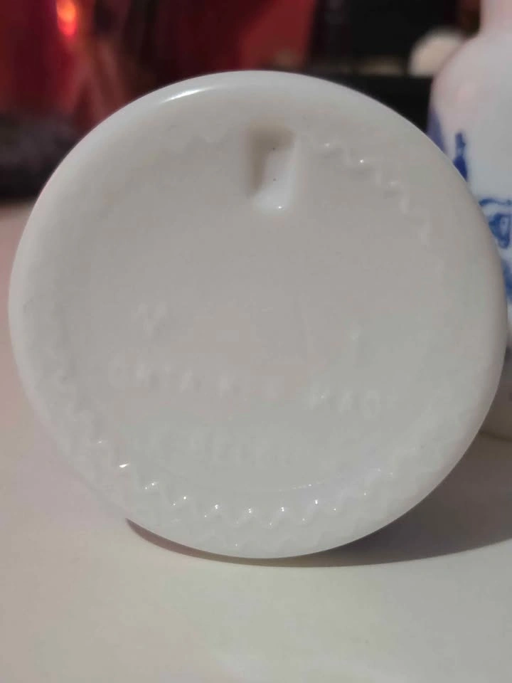 Vintage Belgium Milk Glass Jars (set of 2) - photo 5