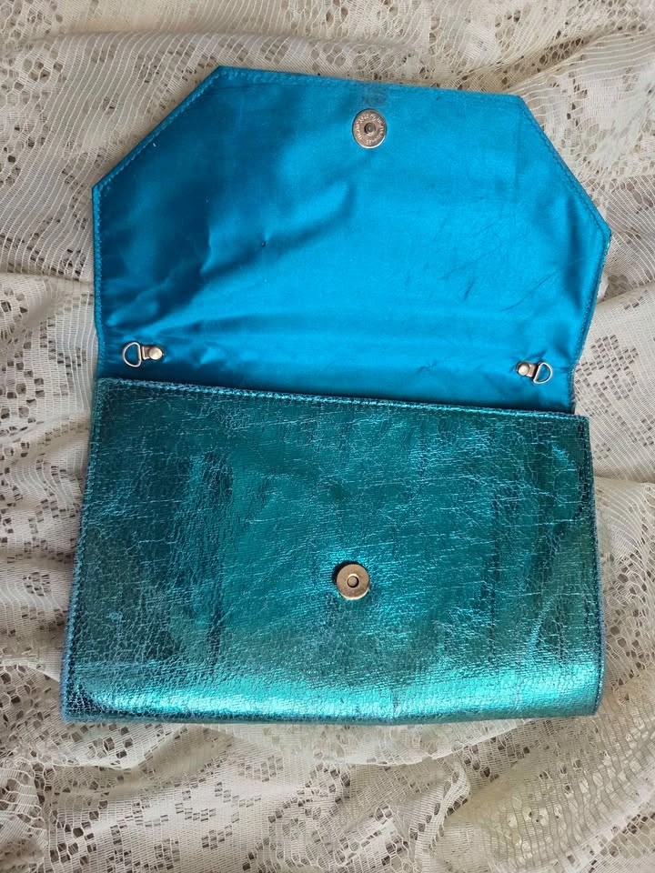 Vintage Y2K Shiny Teal Studded Clutch - photo 4