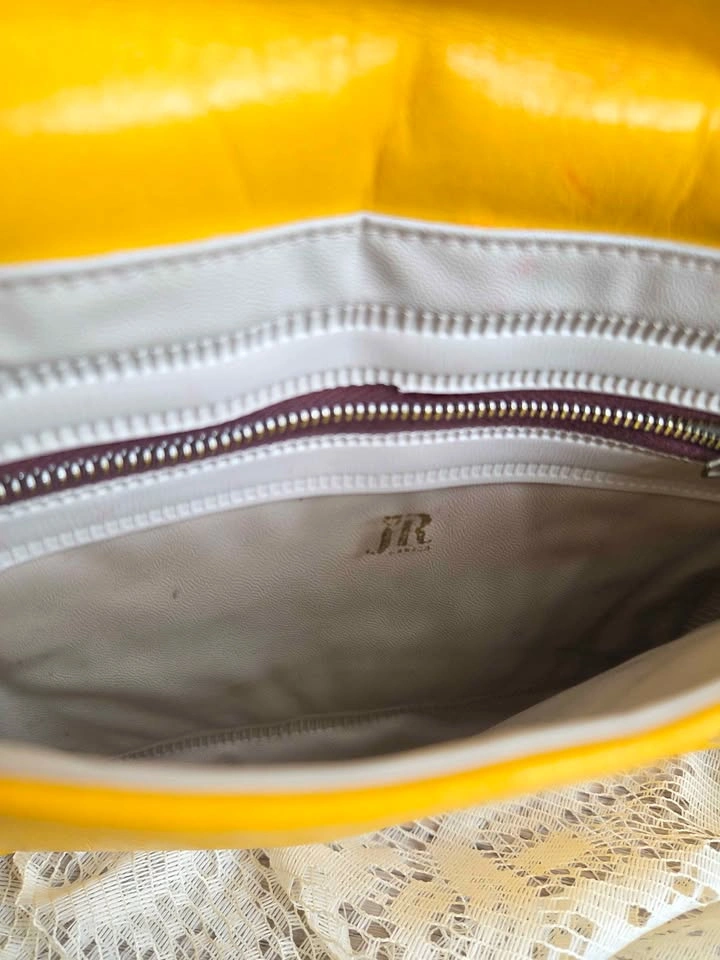 Vintage 1960s Julius Resnick Yellow Clutch - photo 5