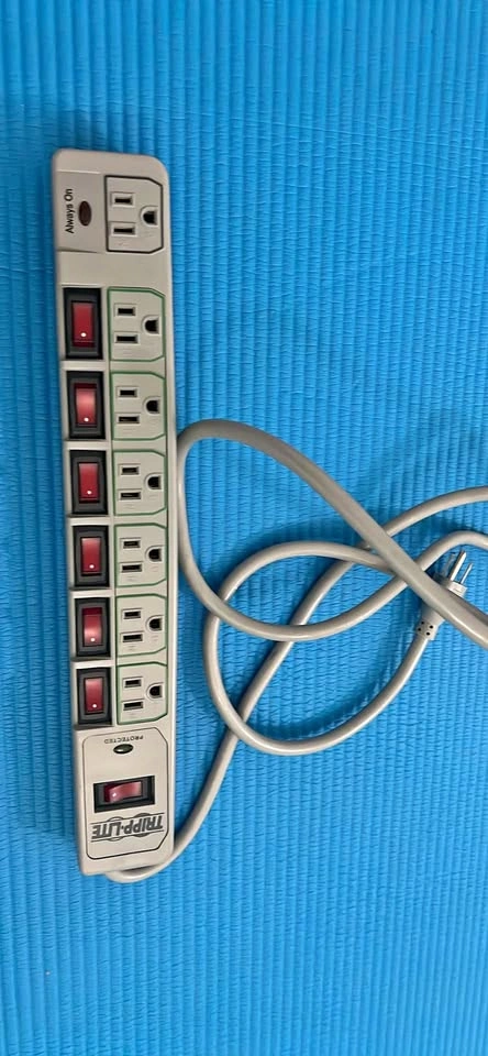 Tripp Lite 7-Outlet Surge Protector Power Strip