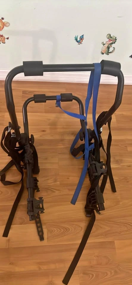 (Moving out sale) Trunk-Mounted 2-Bike Rack