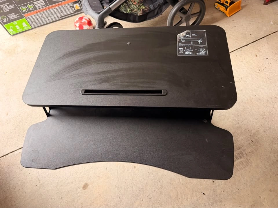 Standing desk converter with keyboard tray (black) - photo 2