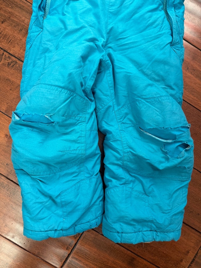 Mountain Equipment Co-op Snowsuit - photo 4