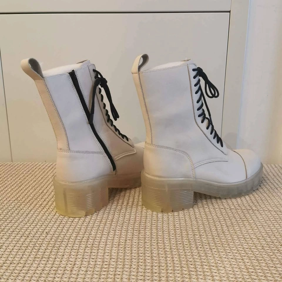 Brand New Leather Platform White Boots (size 8.5) - photo 3
