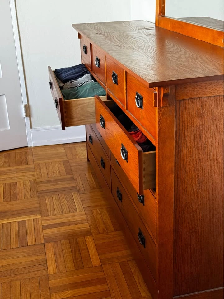 MOVE OUT SALE: Queen Bedroom Set - photo 5