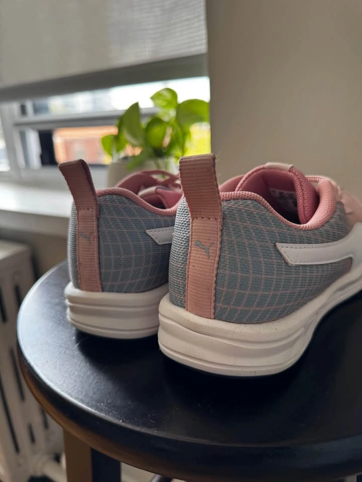 Puma Women’s Gym/Training Shoes – UK Size 3 – Never Worn - photo 4