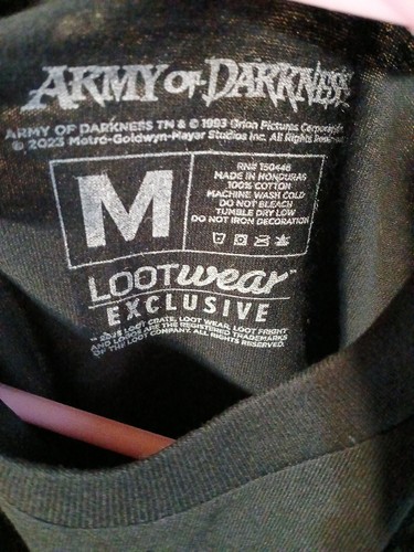 Army Of Darkness Black T-shirt Sz. M loot crate exclusive - photo 3