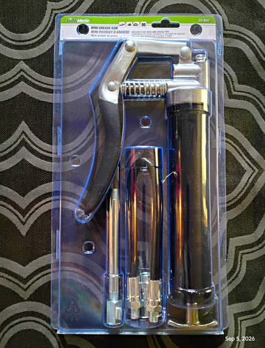 LubriMatic 30-800 Mini Grease Gun w/ Flex Hose & Grease Pipe