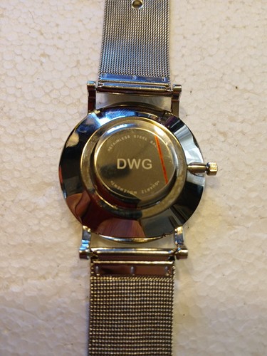 DWG womens silver watch has a brand new battery - photo 3