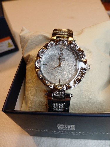 Womens Montres Prestige Quartz Watch