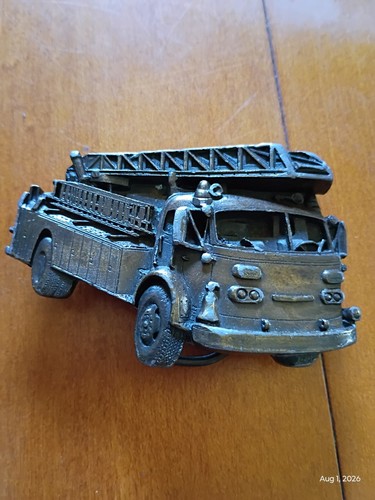Vintage 1978 Bergamot Brass Works Fire Engine Belt Buckle