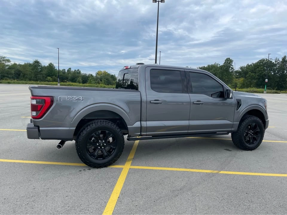 2022 Ford F-150 - photo 2