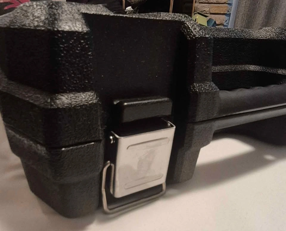 DEWALT DWFP71917 16 GA Straight Nailer Hard Shell Carrying Case - photo 2