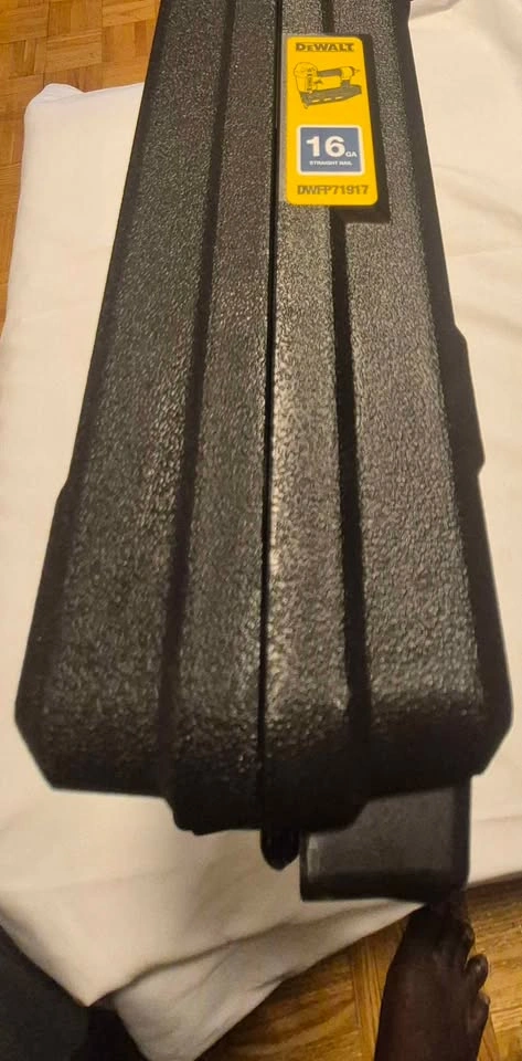 DEWALT DWFP71917 16 GA Straight Nailer Hard Shell Carrying Case - photo 3