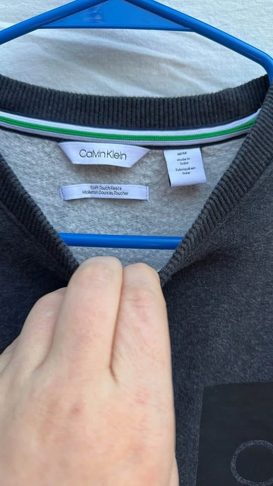 Calvin Klein Crewneck Sweater Classic Design - photo 3