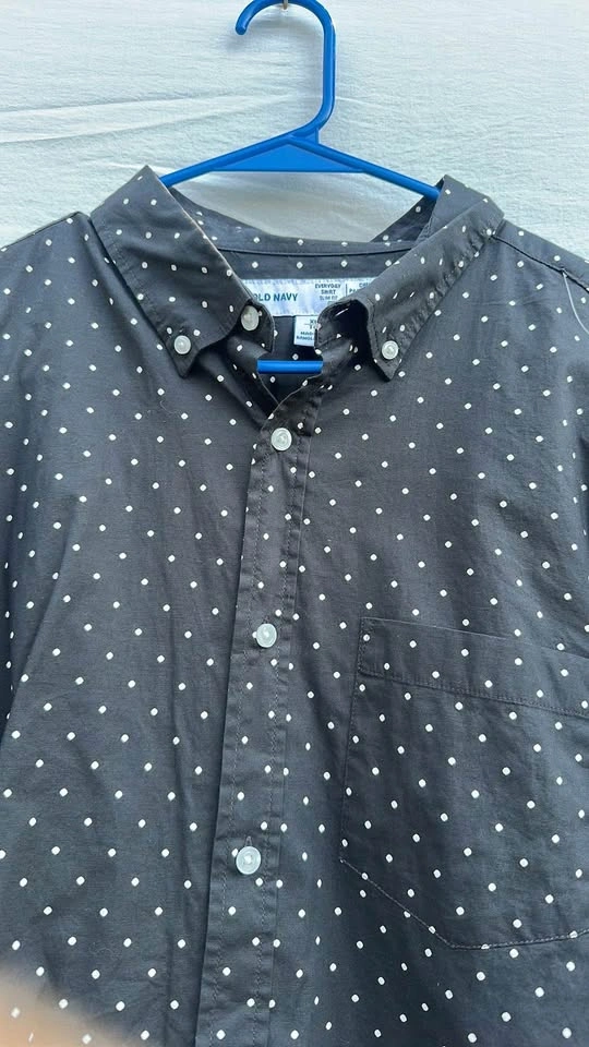 Old Navy Black Polka Dot Button Down Dress Shirt - photo 5
