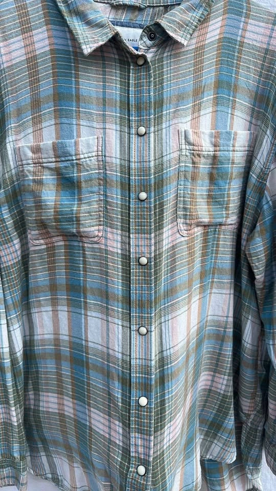 American Eagle Plaid Button-Up Shirt - photo 4