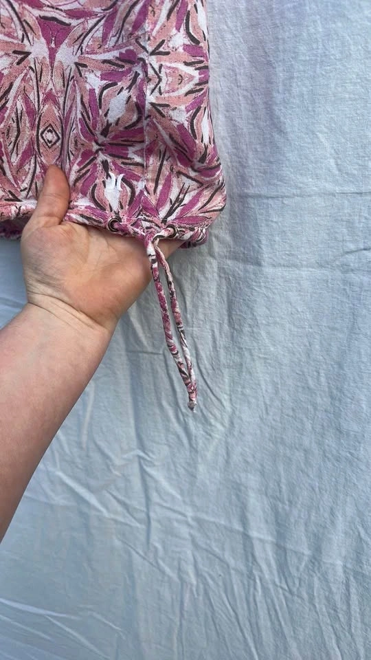 Hurley Pink Patterned Cap Sleeve Shirt - photo 2