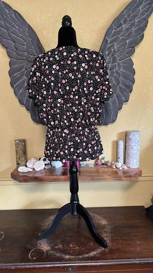 Ricki’s Floral Black and Pink Women's Top - photo 5